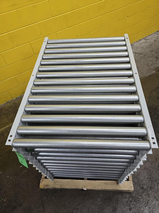 Used 2023 Intelligrated Gravity Conveyor 30.5" x 16' (#385)