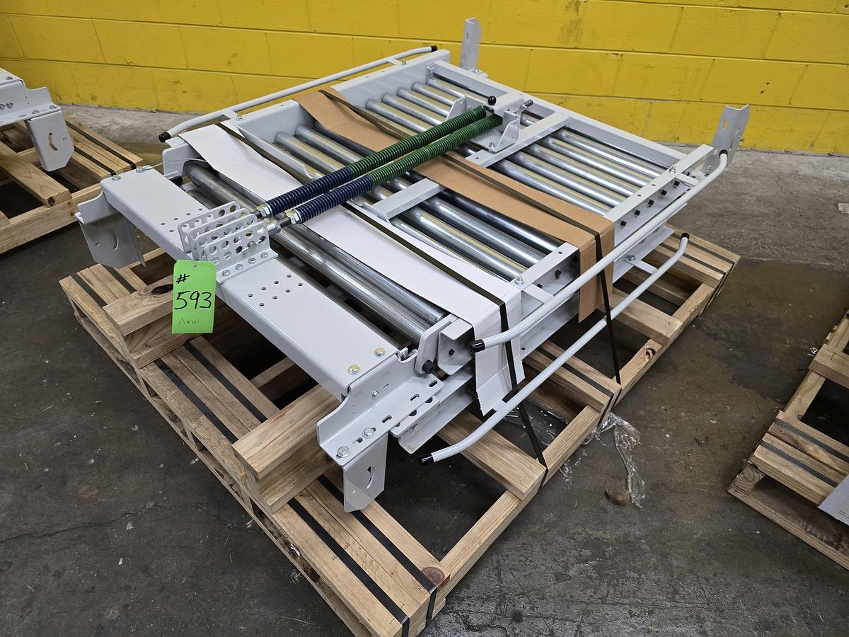 Hytrol 30" Lift Gate Conveyor (#593)