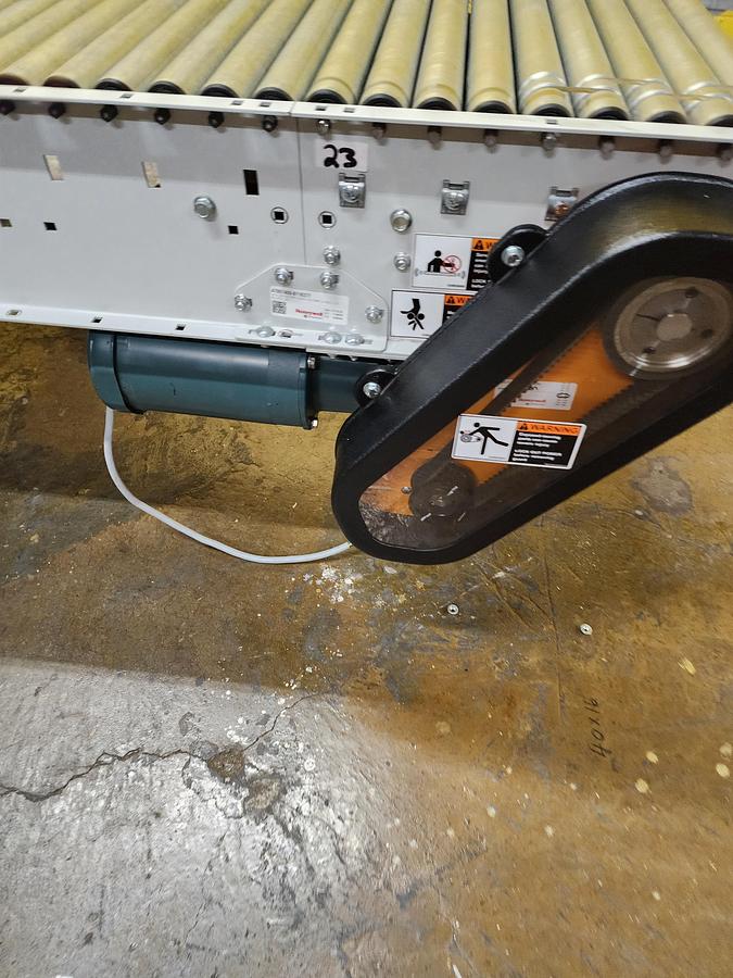 Intelligrated 30.5" x 24' Live Roller V-Belt Conveyor (#349)
