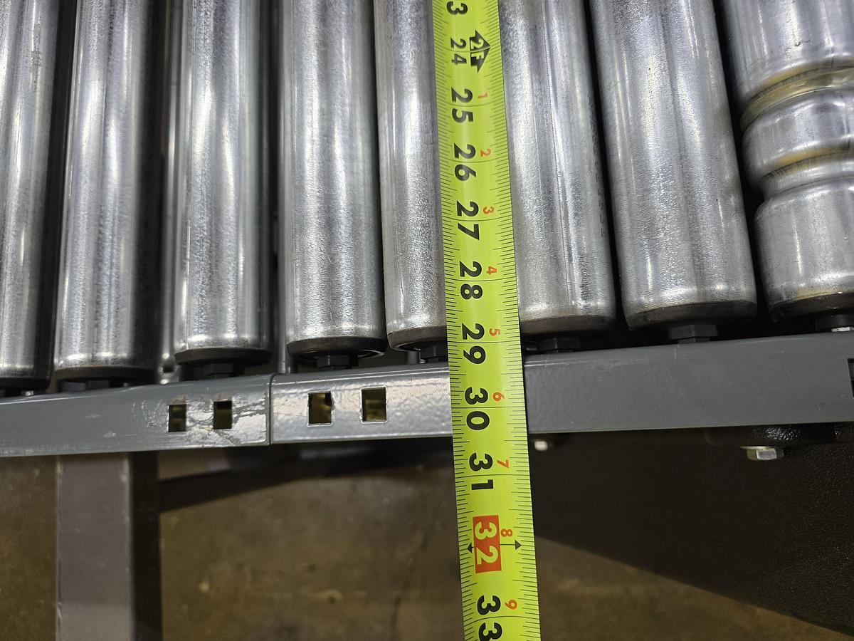 2018 Intelligrated 30.5"w x 15' Live Roller V-Belt Conveyor (529)