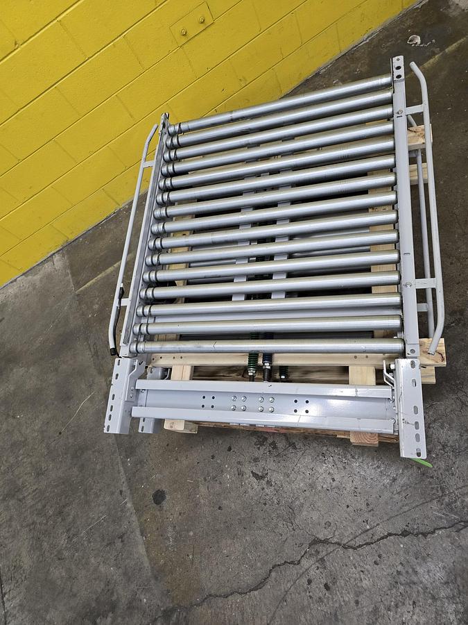 Used Hytrol 36" Lift Gate Conveyor (#591)