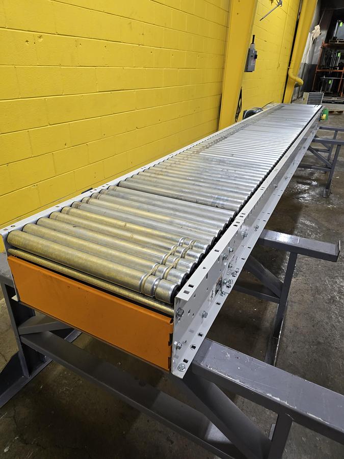 Used 2023 Intelligrated 24.5" x 15' Live Roller V-Belt Conveyor (#382)