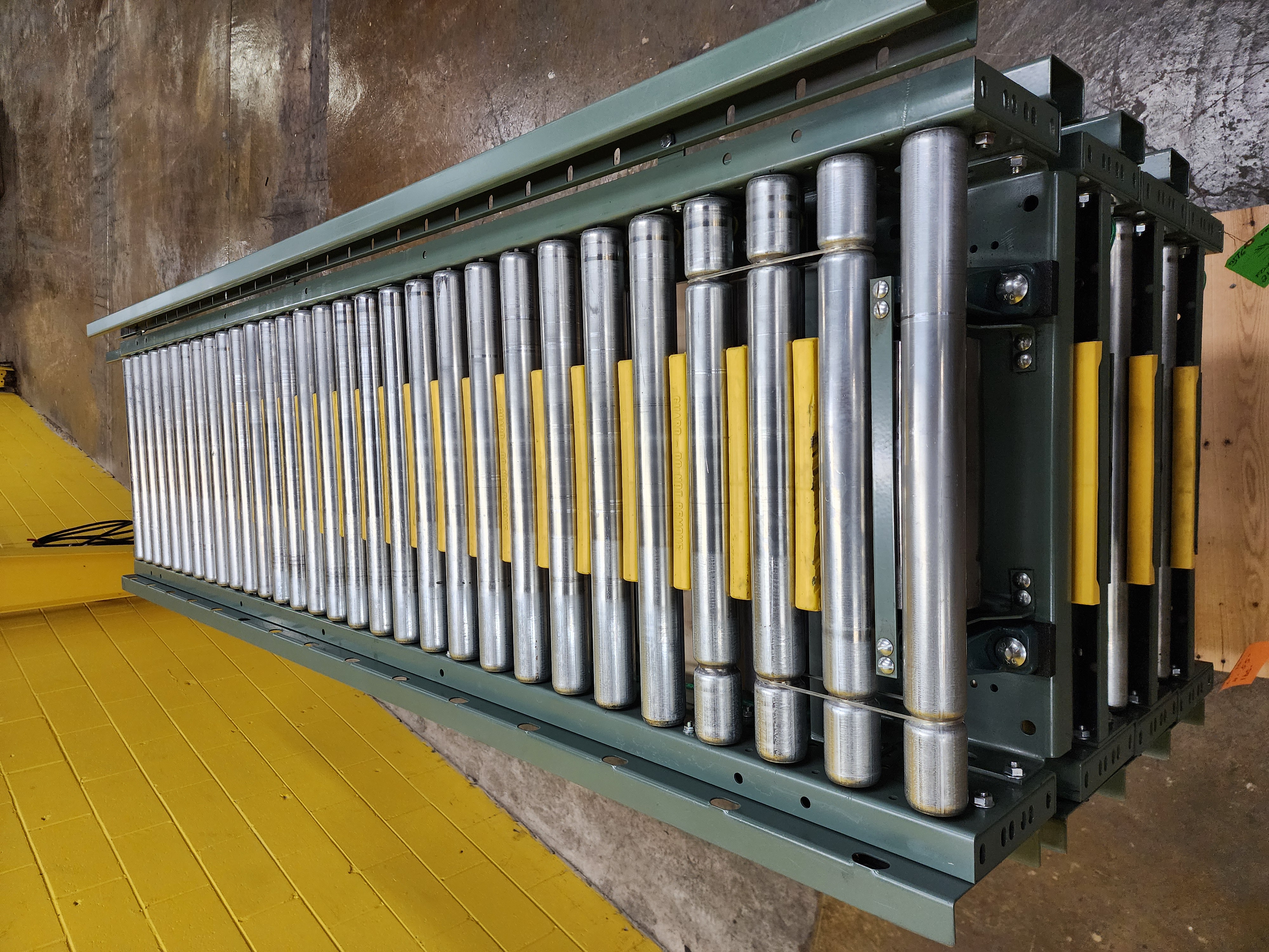 Used Hytrol ABEZ Zero Pressure Accumulation Roller Conveyor 24" x 37'6" (#190)