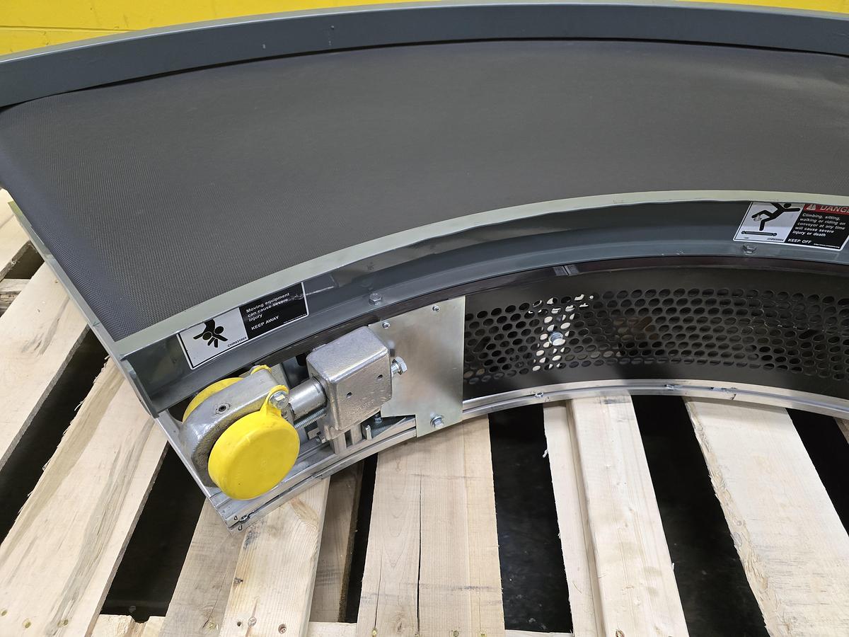 Used Transnorm 90 Degree Belted Curve Conveyor TS1500/140 V2 27" Belt, 36" IR (#396)