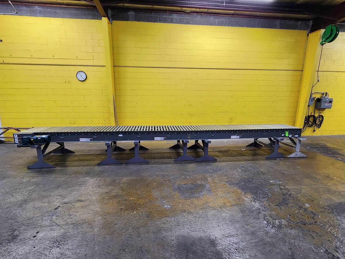 2018 Intelligrated 30.5"w x 24' Live Roller V-Belt Conveyor (16)