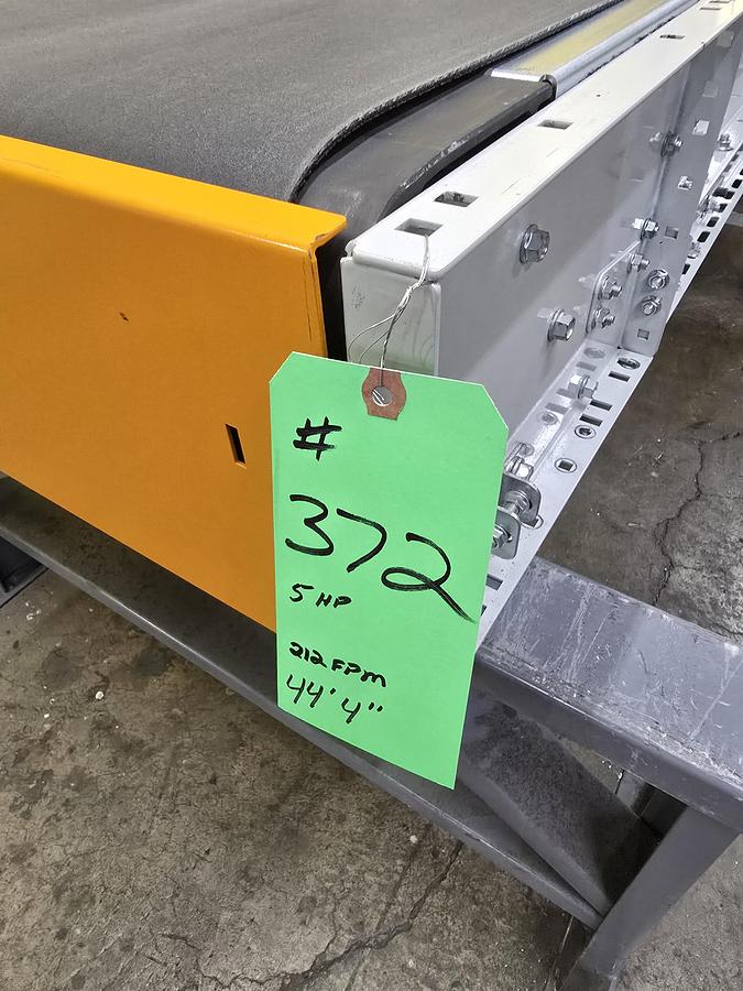 Used 2023 Intelligrated Roller Bed Belt Conveyor With 3 Diverters 28.5" x 44'4" (#372)