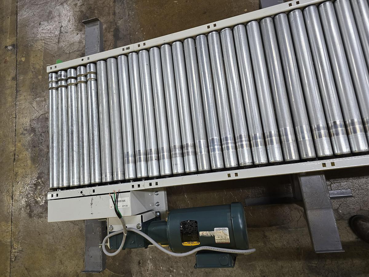 Used 2023 Intelligrated 24.5" x 15' Live Roller V-Belt Conveyor (#382)