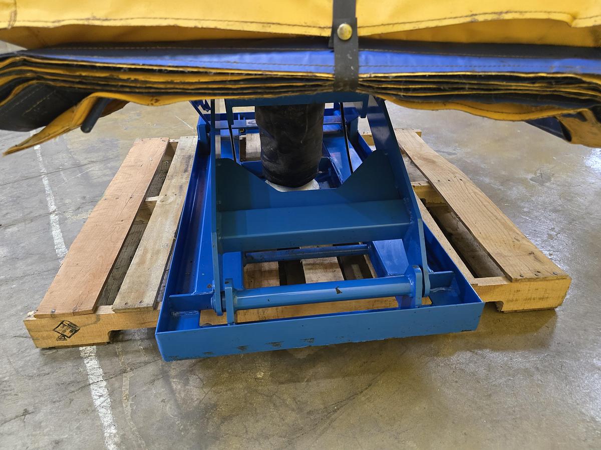 Used Bushman Pneumatic Scissor Lift Table Turntable (#457)