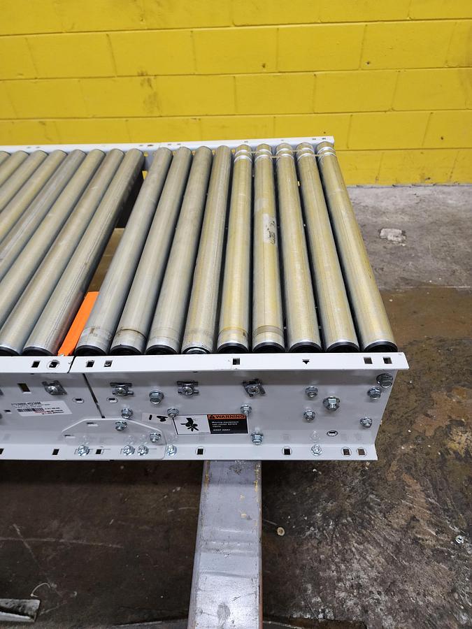 Used Intelligrated 30.5" x 18' Live Roller V-Belt Conveyor (#347)