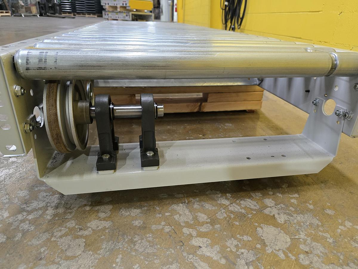 Used Hytrol 190ACC 28" x 6'6" Live Roller V-Belt Conveyor (#520)