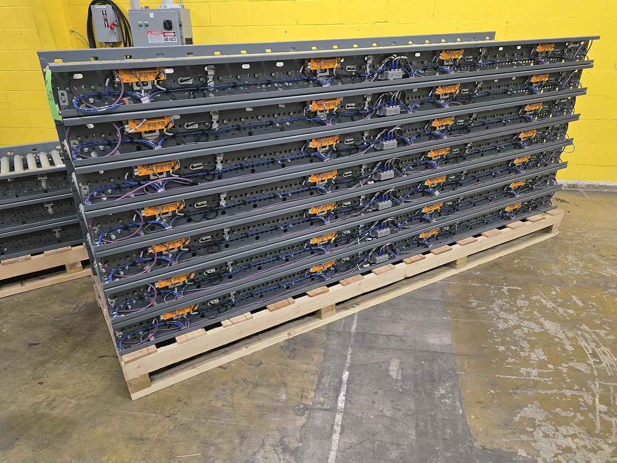 Used Intelligrated 28" x 48' MDR Zero Pressure Accumulation Conveyor (#608)