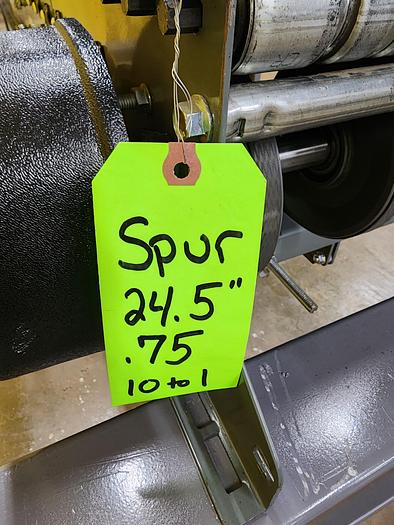 Used Intelligrated 24.5" Left Hand Powered Live Roller Spur (#36)