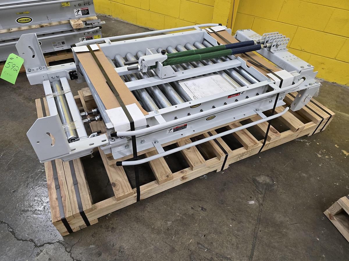 Hytrol 36" Lift Gate Conveyor (#592)