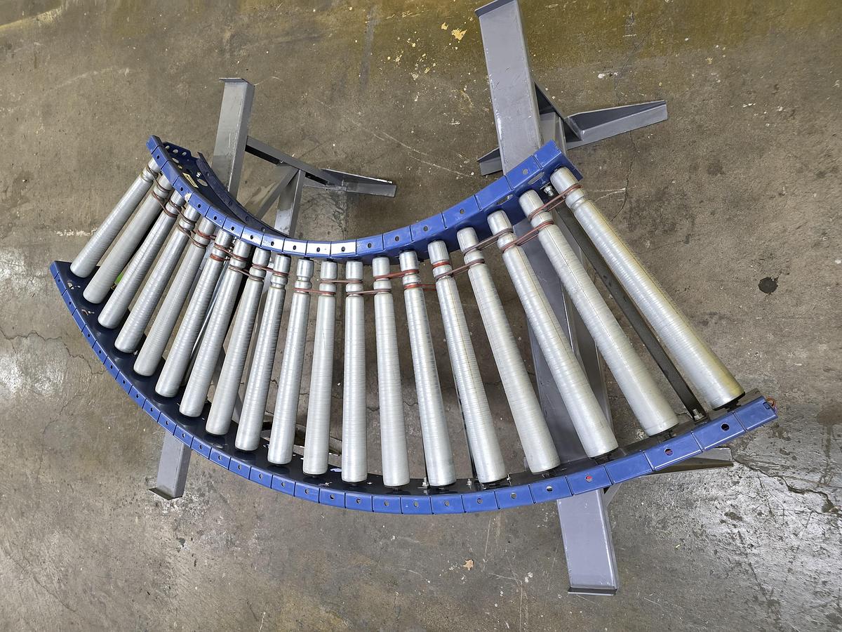 Used MHS Itoh Denki 22" MDR 90 Degree Zero Pressure Accumulation Conveyor (#288)