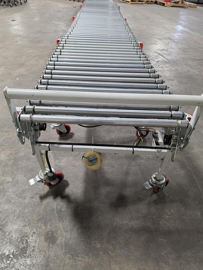 Used Roach Flexible Conveyor 30"x40' Zero pressure Accumulation (#709)