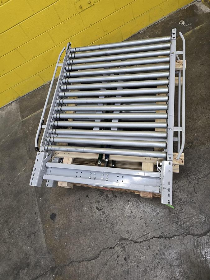 Used Hytrol 36" Lift Gate Conveyor (#591)