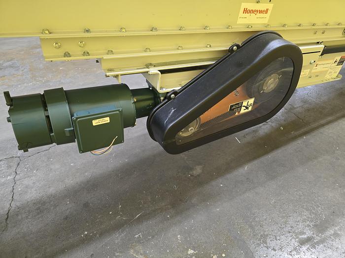 Used Intelligrated Roller Bed Incline / Decline Belt Conveyor 30.5" x 33'5" (#360)