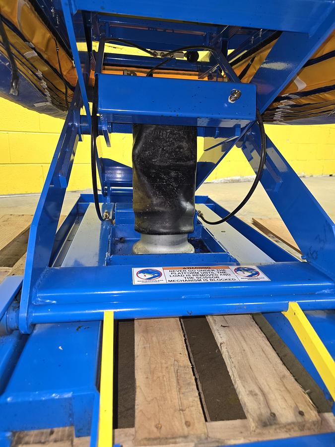 Used Bushman Pneumatic Scissor Lift Table Turntable (#457)