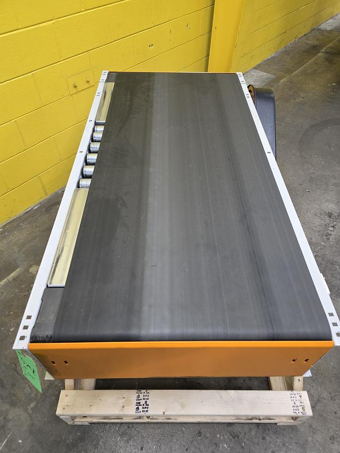 Used 2023 Intelligrated Roller Bed Belt Conveyor 30.5" x 5' (#374)
