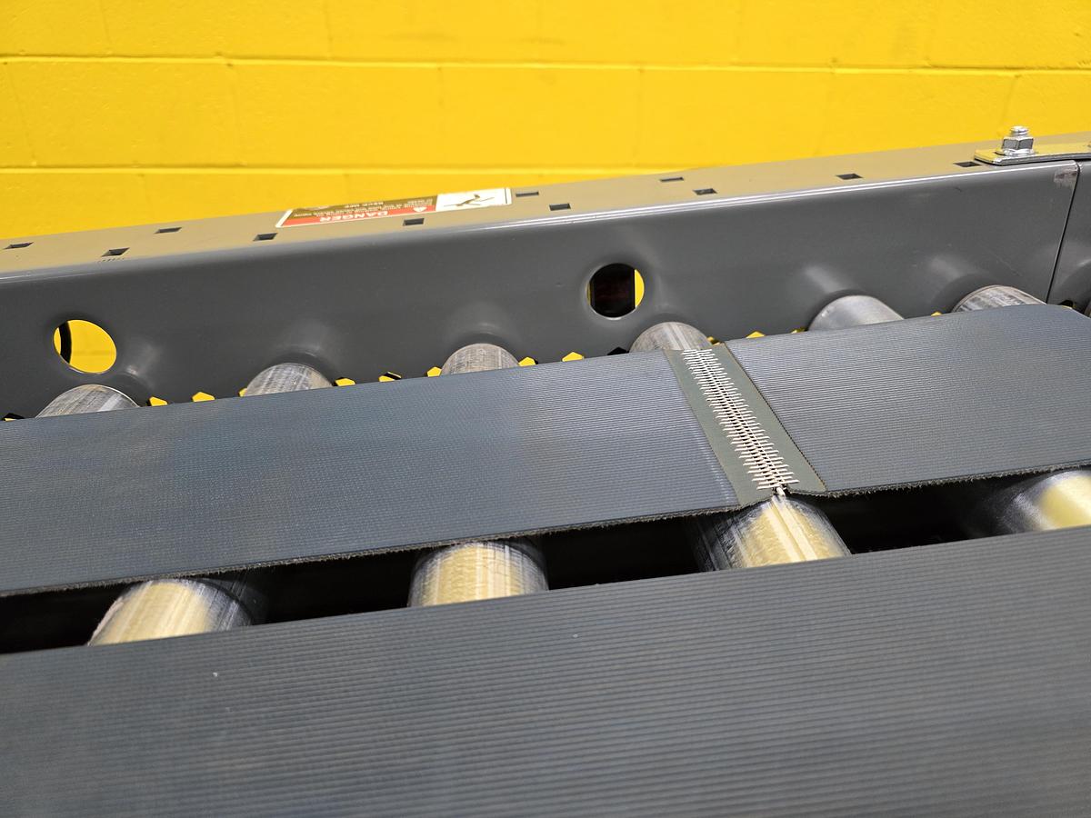 Used Intelligrated 28"bf x 35' MDR Belted Zero Pressure Incline Conveyor (#430)