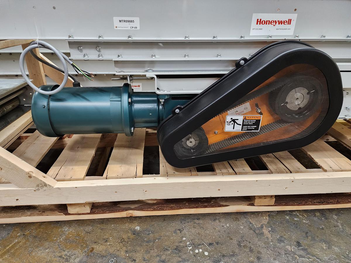 Used 2023 Intelligrated Roller Bed Belt Conveyor 30.5" x 159' (#356)