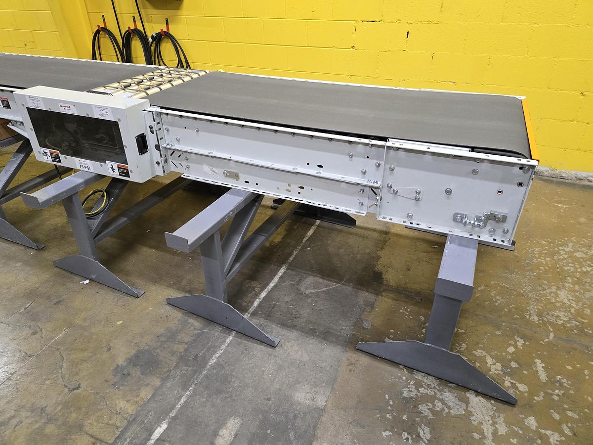 Used 2023 Intelligrated Roller Bed Belt Conveyor With 3 Diverters 28.5" x 44'4" (#372)