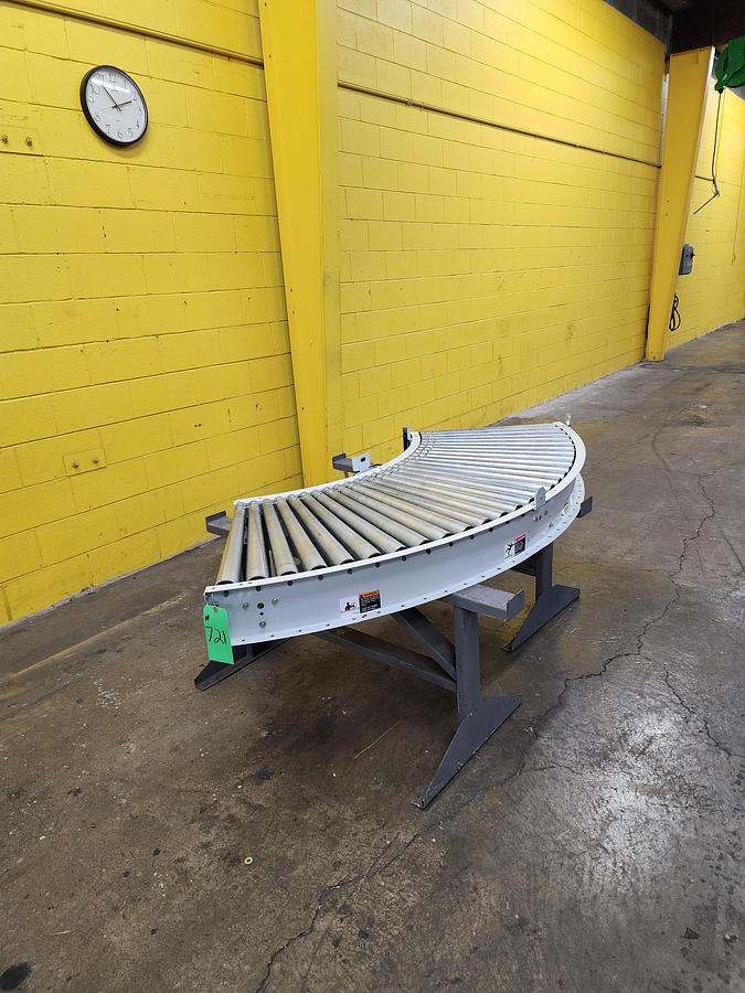 Used Hytrol 190E24EZC 24v Zero Pressure Accumulation Conveyor 90 Degree Curve 30" (#721)