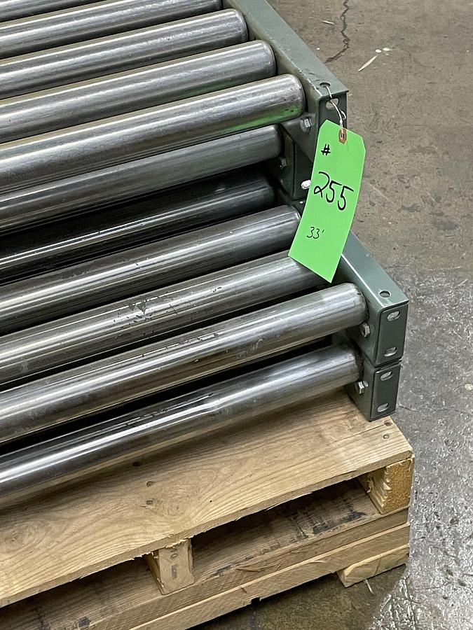 Used 24" x 33' Hytrol Gravity Conveyor (#255)