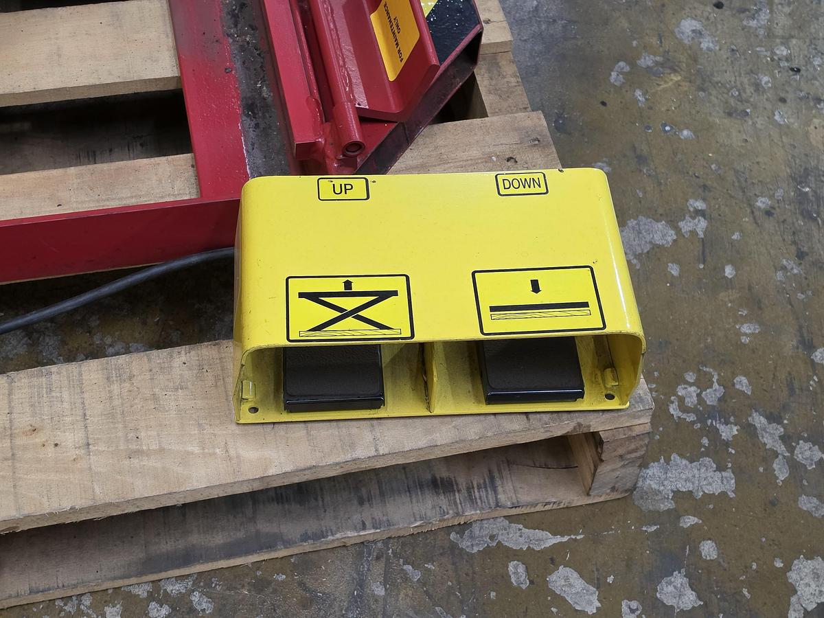 Used Southworth PalletPal Electric Scissor Lift Table Turntable (#687)