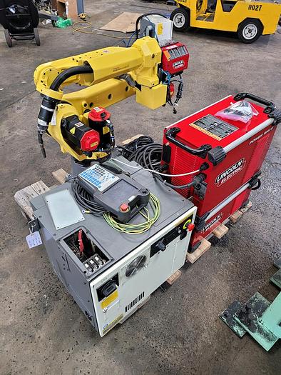 Refurbished Fanuc Arcmate 120ic with R30ib Controller and Lincoln R350 Welder - Low Hours