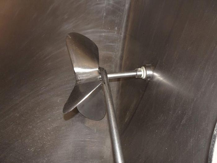 Used Tank, 1,000 Gallon, S/st, Jkt, Agit, Dairy, Horizontal #S743094