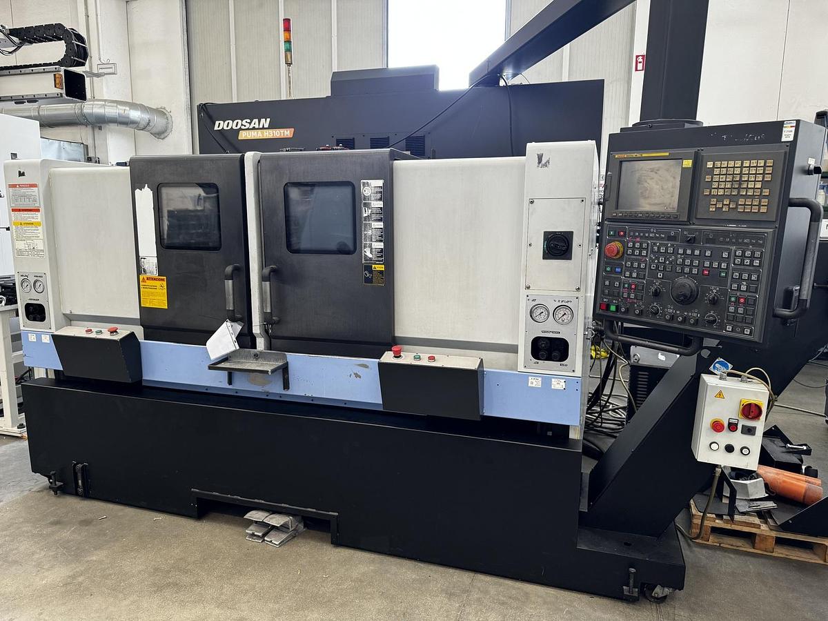 Used FRONT TWO SPINDLES CNC LATHES DOOSAN