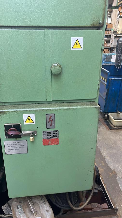 Used PFAUTER GEAR HOBBING MACHINE P-400