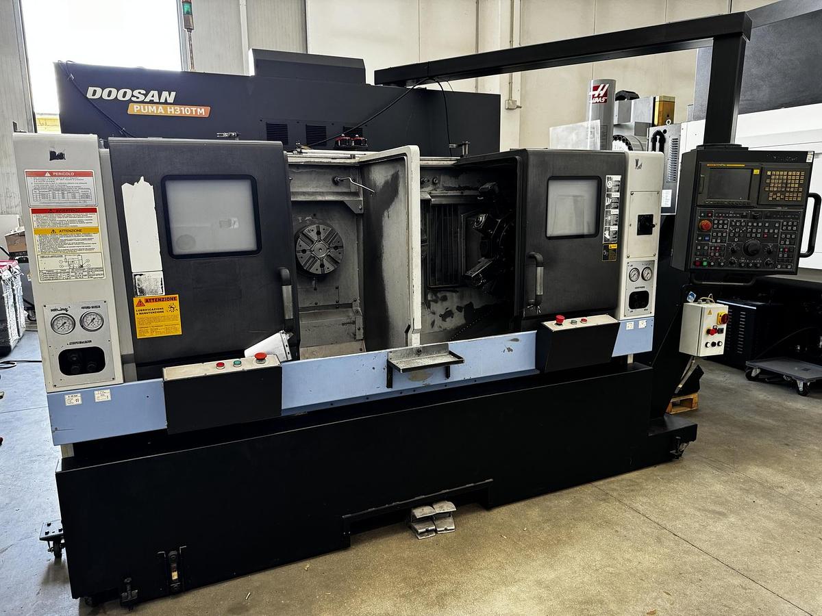 Used FRONT TWO SPINDLES CNC LATHES DOOSAN