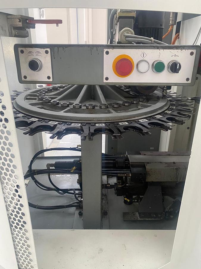 Used 2002 DECKEL MAHO DMC-100V hi-dyn