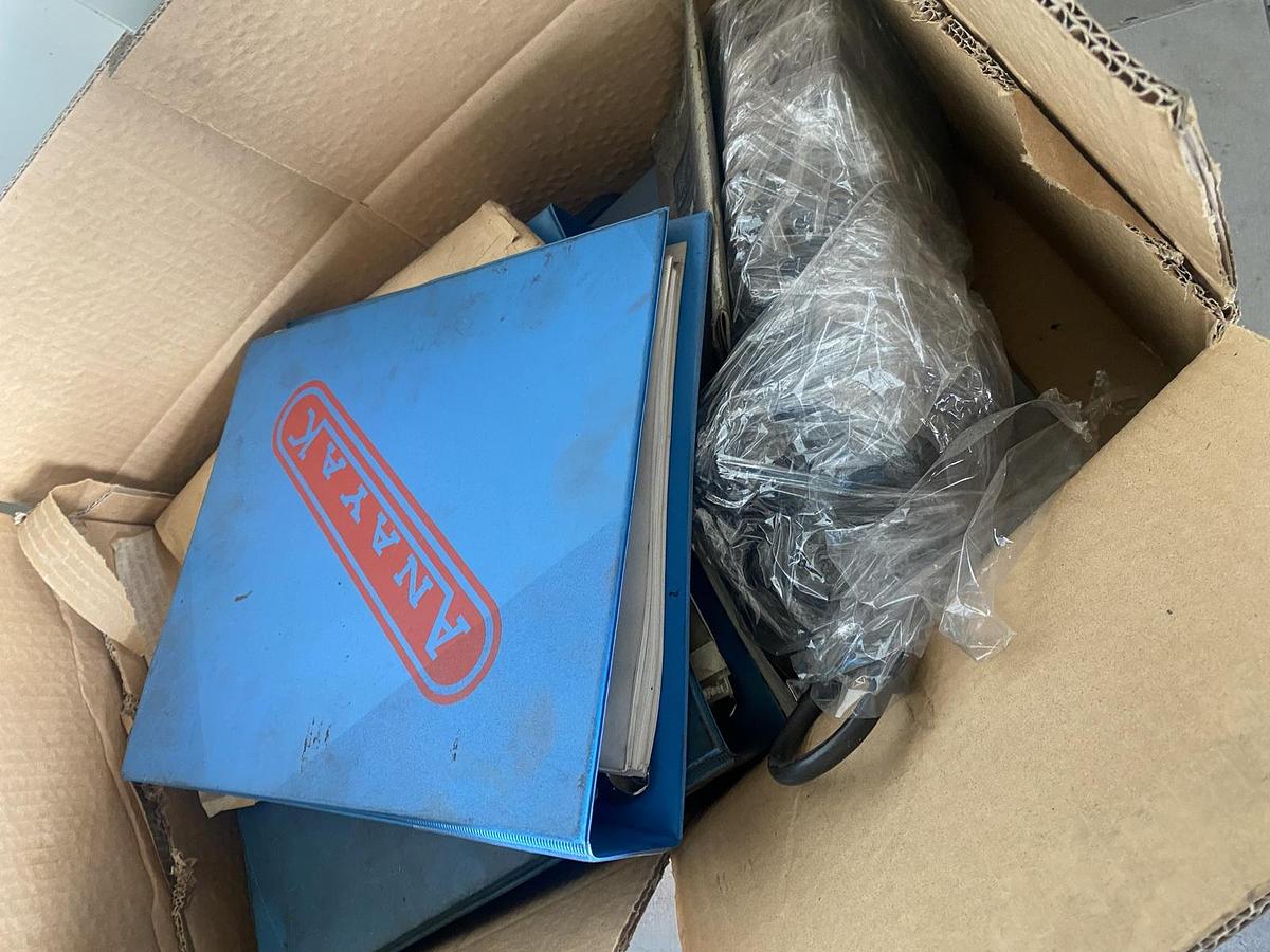 Used 2002 ANAYAK VH-2200