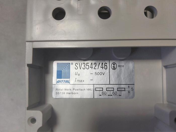 Bandeja para 5 equipos, SV 3546, 63A, 500V, Rittal, como nueva