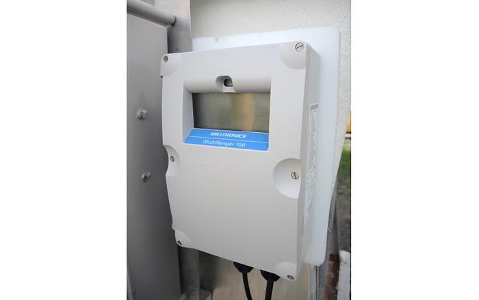 Used USED DRY POLYMER BATCH MIXER, CAPACITY: 50 USG