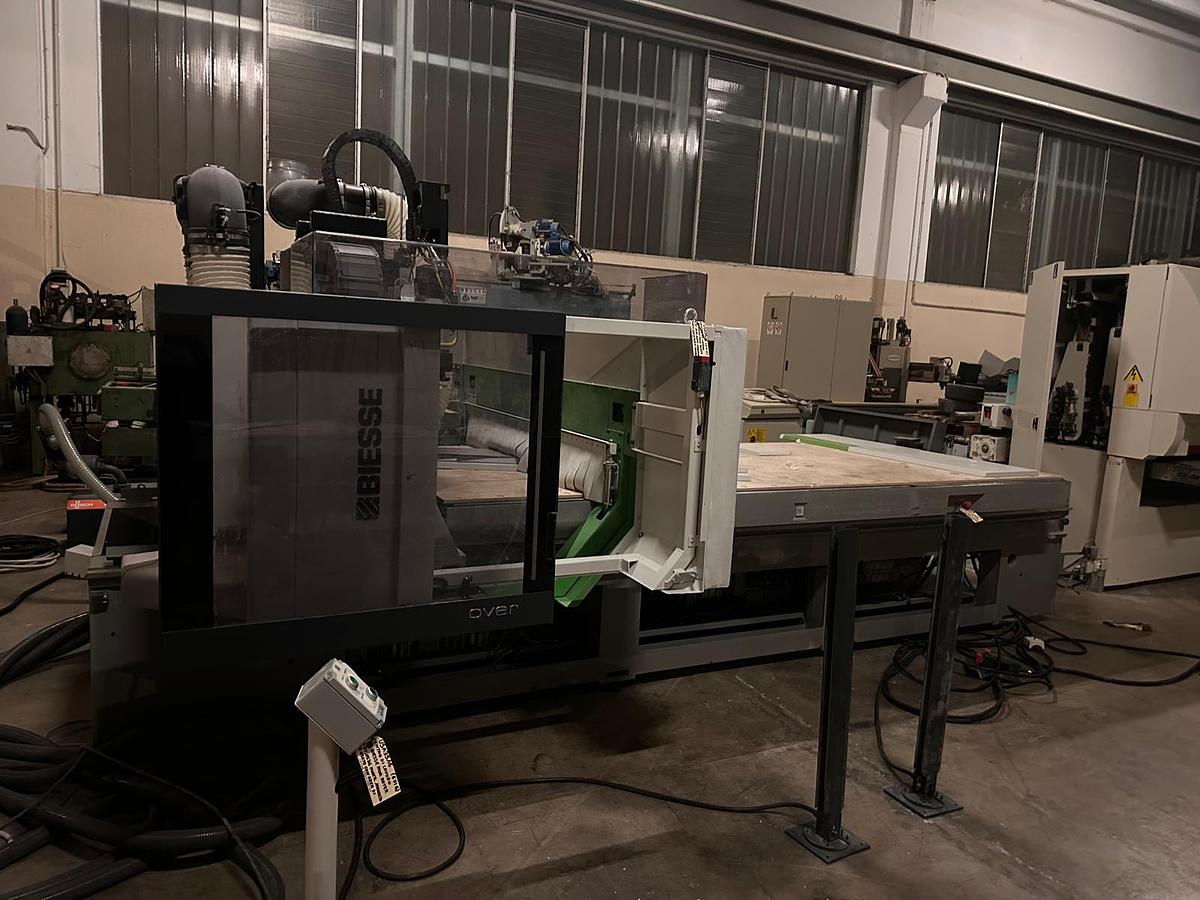 Revisionato CENTRO DI LAVORO BIESSE ROVER A 1536 CE