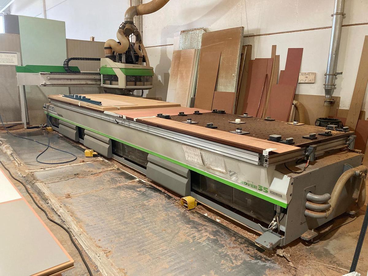 Revisionato centro di lavoro BIESSE ROVER 35 FT XL2 - NESTING 