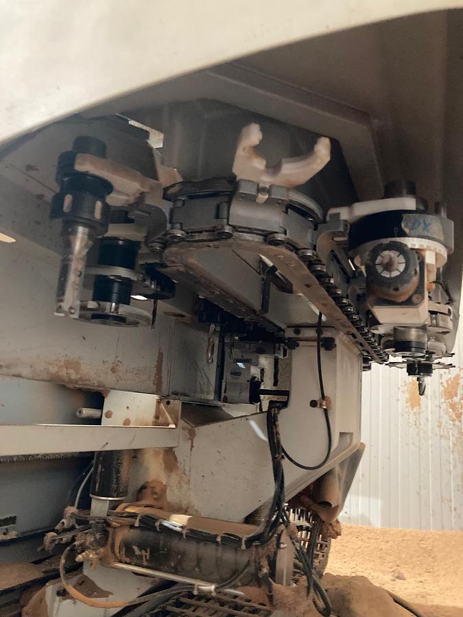 Revisionato centro di lavoro BIESSE ROVER 35 FT XL2 - NESTING 