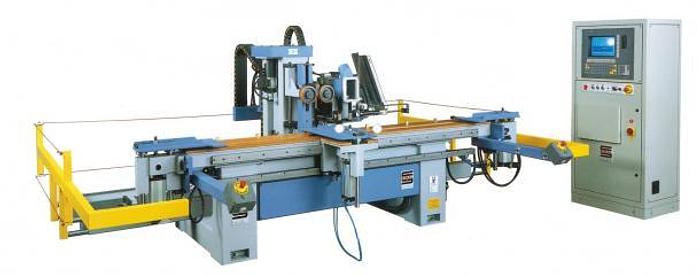 Usato CENTRO DI LAVORO PER PORTE FINESTRE SIMAL S95