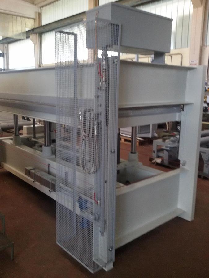 Revisionato PRESSA A CALDO ITALPRESSE UT6