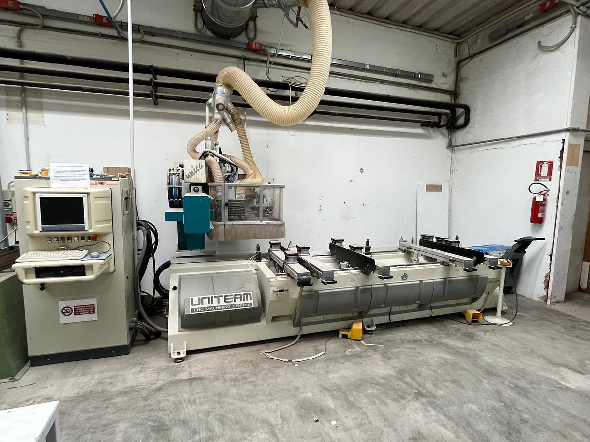 Revisionato centro di lavoro ESSETEAM 4 assi