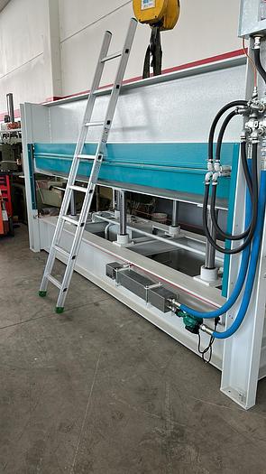 Revisionato PRESSA A CALDO ITALPRESSE SCF6 - 3 MT