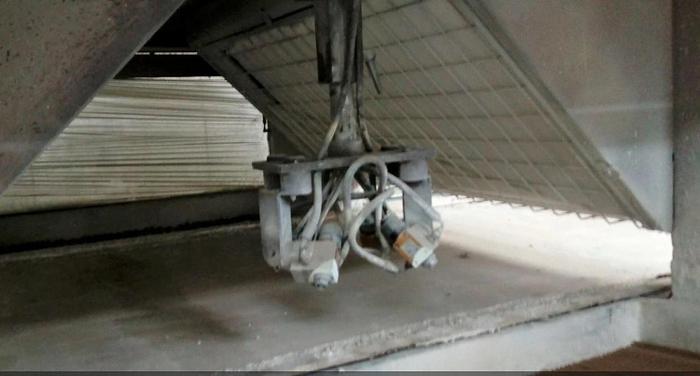 Usato SPRUZZATRICE AUTOMATICA FALCIONI UNOSPRAY