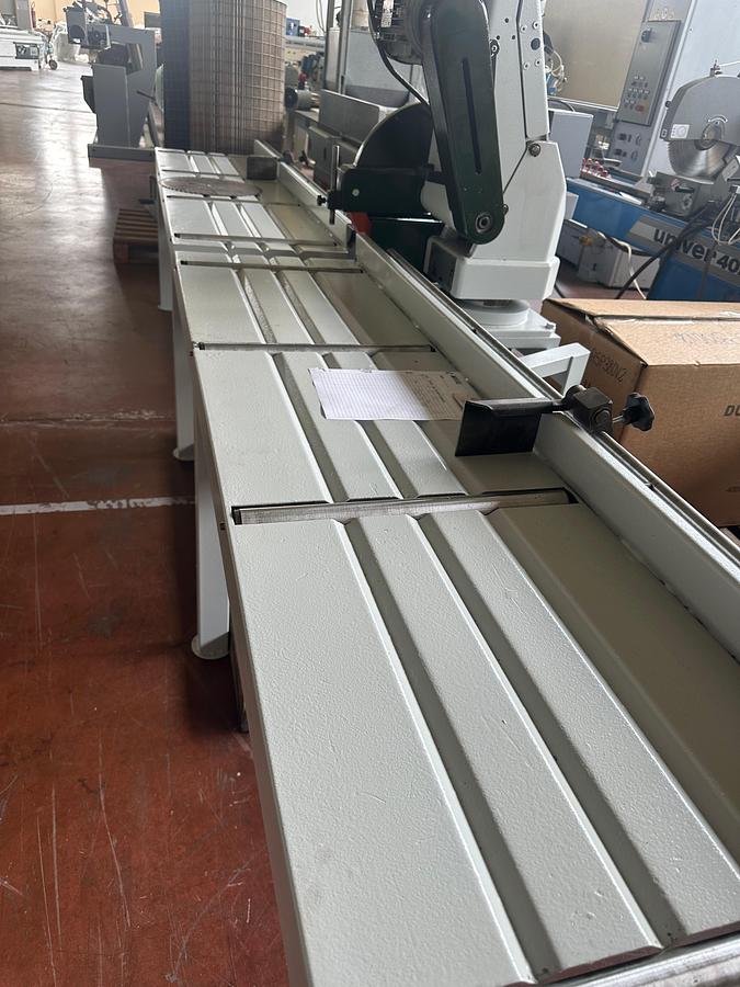 Usato TRONCATRICE PENDOLARE OMEC SP400 CE