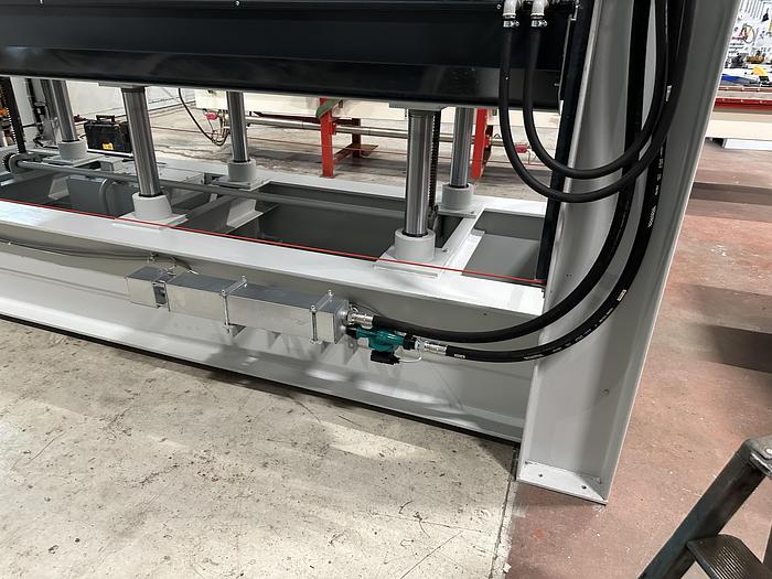 Revisionato PRESSA A CALDO ITALPRESSE SCF6 3000X1300