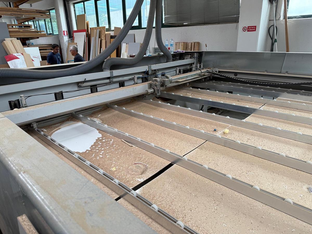 Revisionato SEZIONATRICE ORIZZONTALE HOLZHER CUT 70