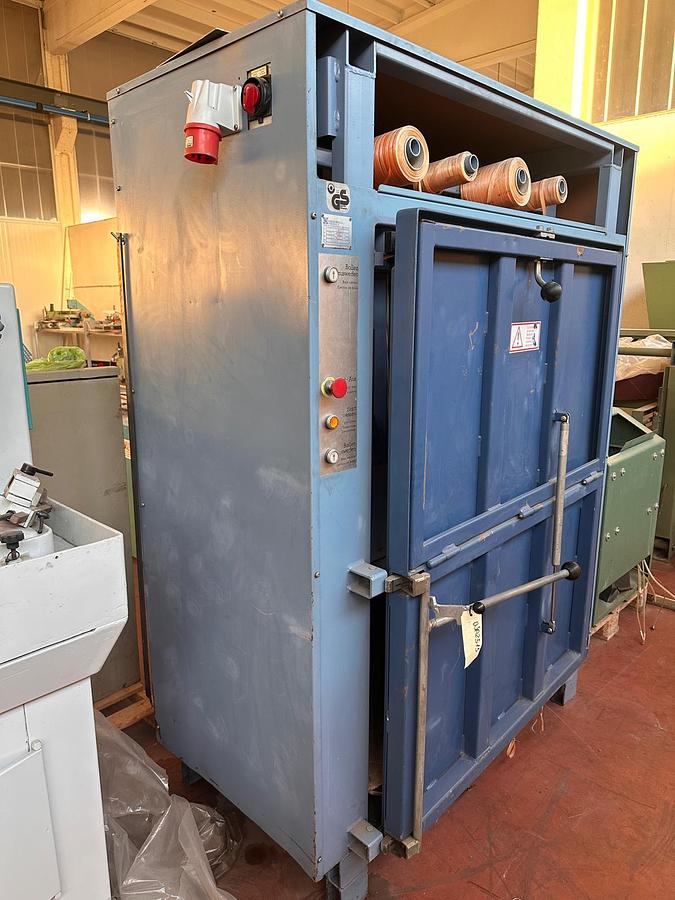 Usato PRESSA PER CARTONE